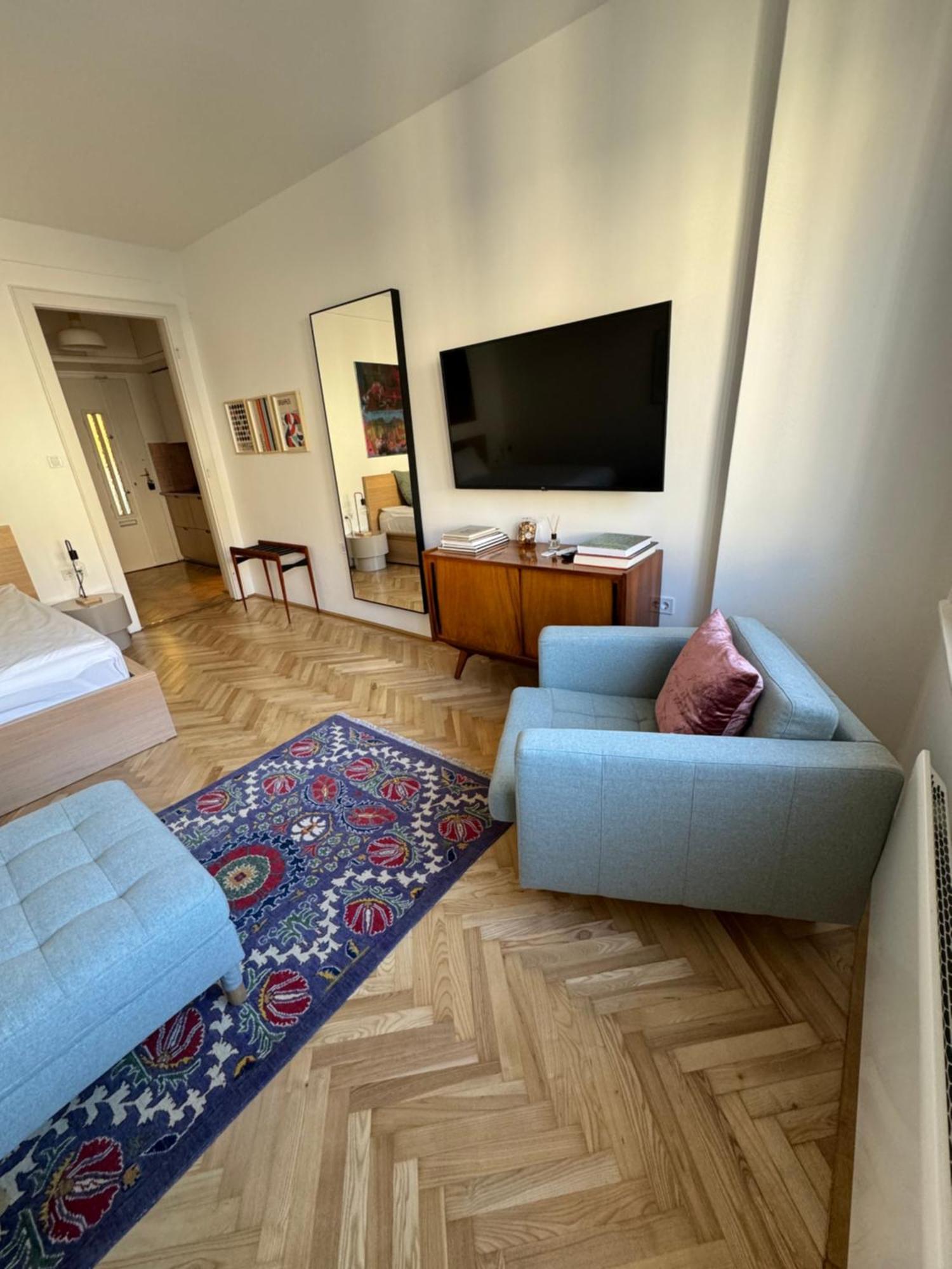 5 Apartman *